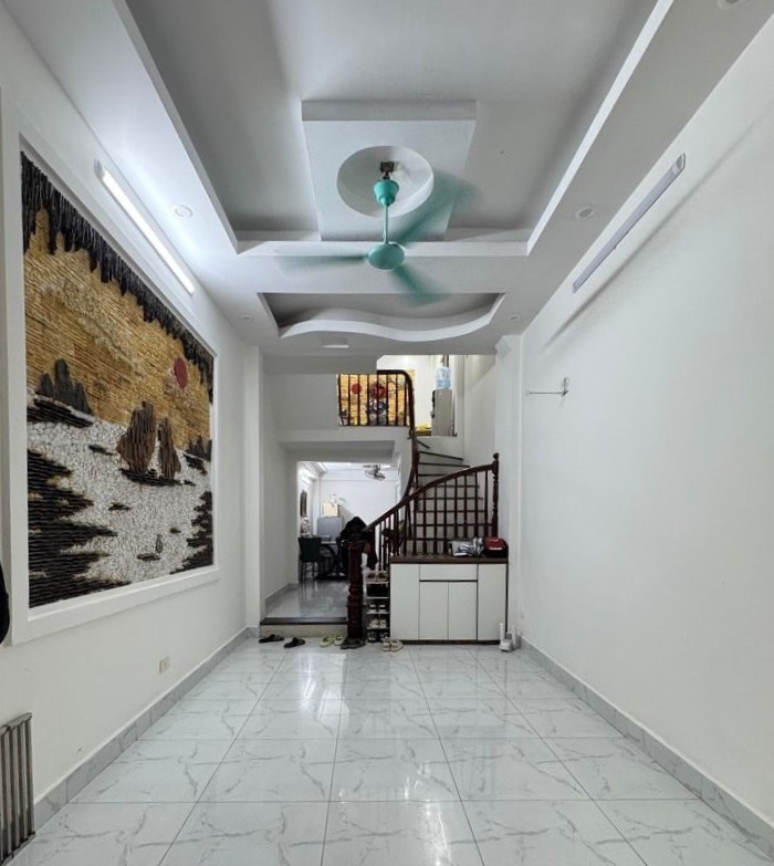 Bán nhà Kim Giang, Hoàng Mai, Ô tô, Kinh doanh, 3 thoáng, 37m2, 8.6 tỷ(CTL)