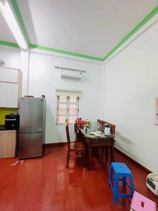 Hiếm nhà 3 tầng mặt phố Tô Hiệu, 60m2, mặt tiền rộng 3.5m, vị trí đẹp, kinh doanh sầm uất, giá 21.8