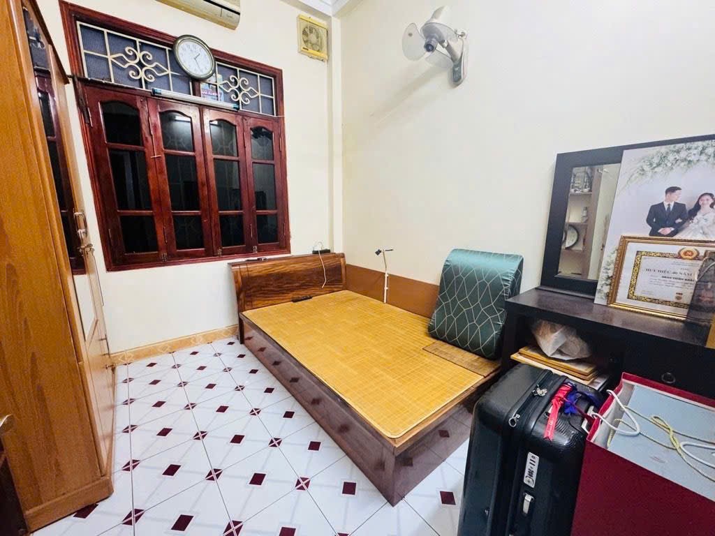 TỔ ẤM LÝ TƯỞNG Đống Đa, 4 tầng mặt tiền 3.5m, kinh doanh, ngõ ô tô, tiện ích ngập tràn 3