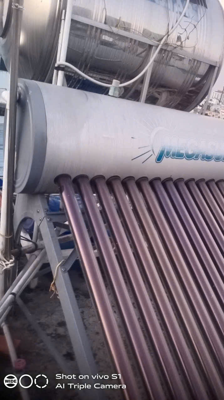 GIÁP LÊ VĂN QUỚI - BÌNH TÂN - 30M2 3 TẦNG BTCT 2 PN 2WC - GIÁ 3.65 TỶ 4