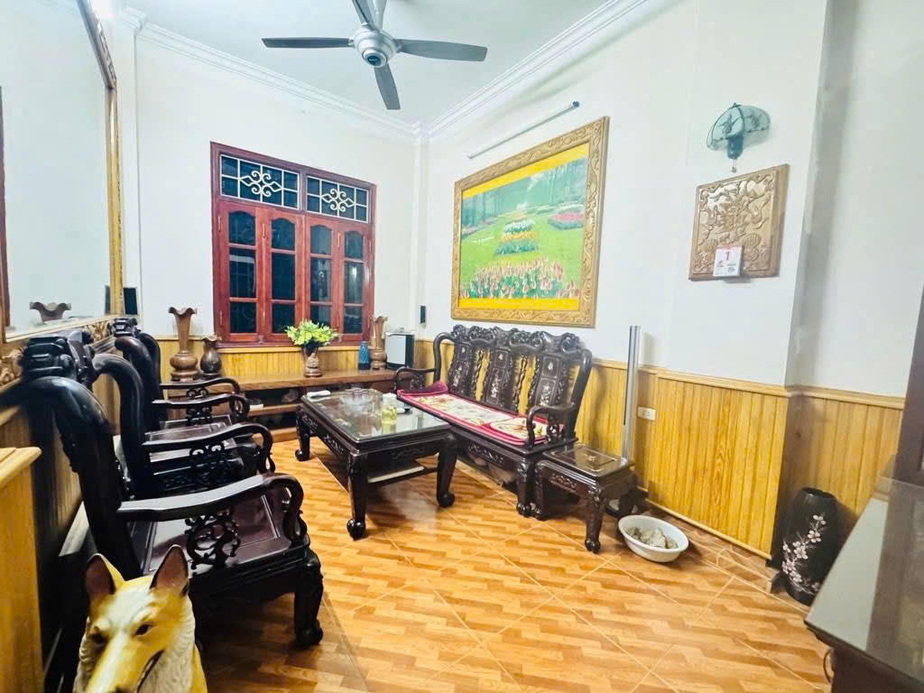 ĐÓN TẾT AN CƯ! Nhà trung tâm Đống Đa 4 tầng, ngõ 3 gác, tiện ích đỉnh 3