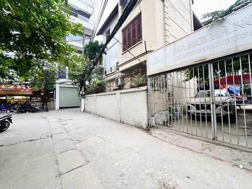 289 TRIỆU M CÓ NGAY ĐẤT HOÀNG HOA THÁM 108.9M MT 4.25M Ô TÔ TRÁNH DỪNG ĐỖ TIỀM NĂNG CAO GIÁ 31.5