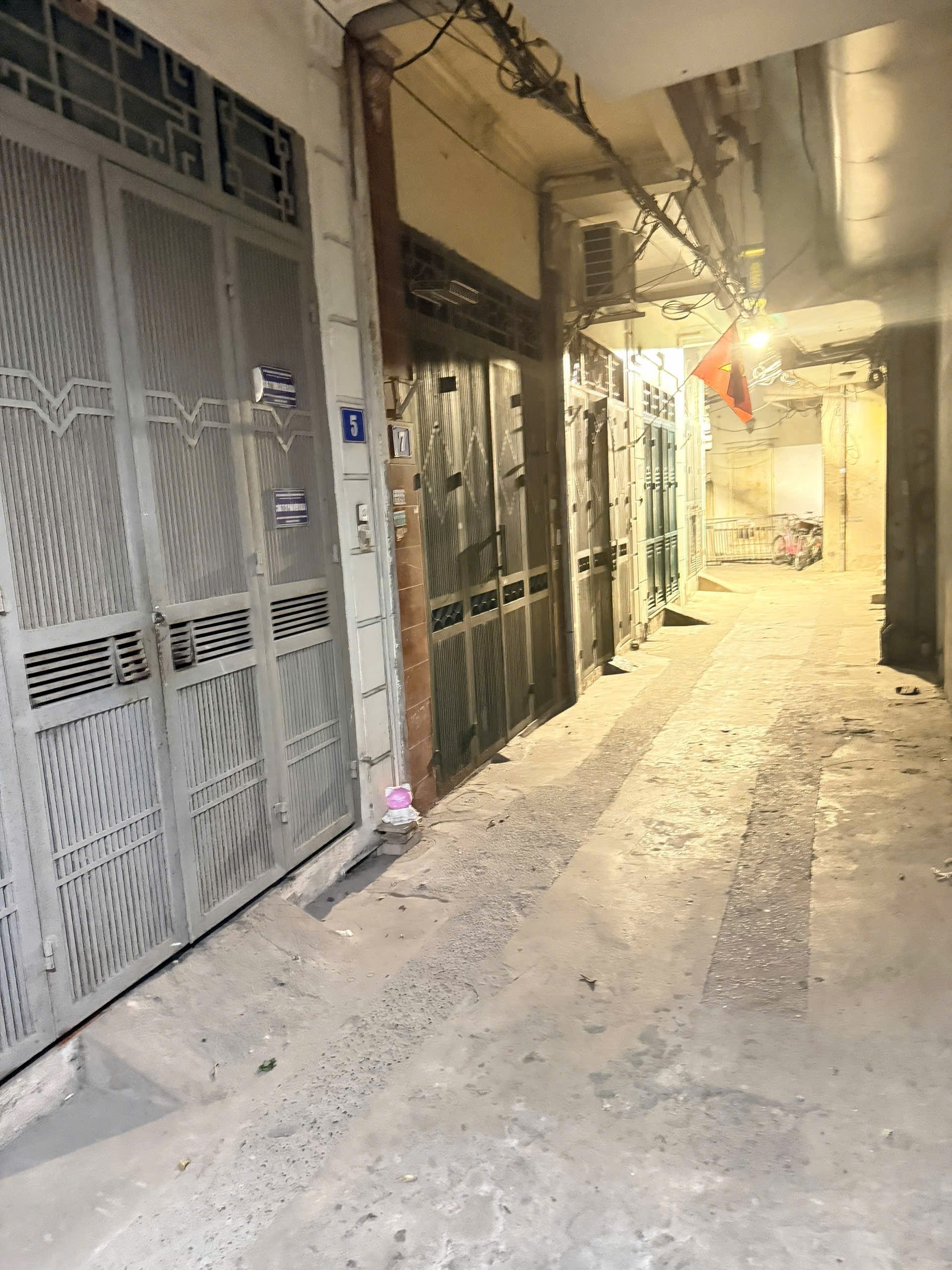 2.6 TỶ SỞ HỮU nhà 4 tầng Đống Đa trung tâm, pháp lý chuẩn, sẵn sàng.