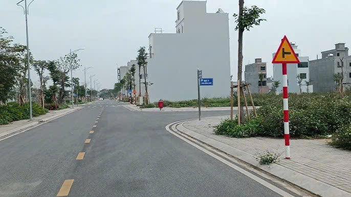 Bán lô đất 75m2, mặt tiền 5m, KDC Ngọc Châu, Đồng Triều, TP HD, view công viên, cực rẻ 3