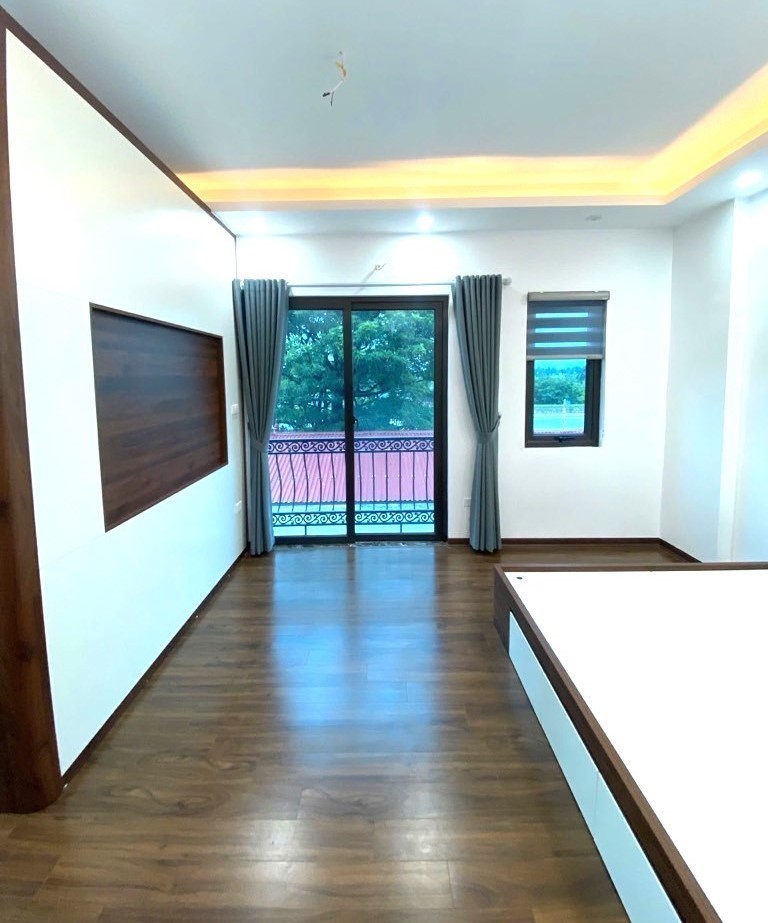 BÁN NHÀ LIÊN MẠC BẮC TỪ LIÊM – 6 TẦNG THANG MÁY – NGÕ Ô TÔ CỰC NÔNG – HƠN 6 TỶ 2