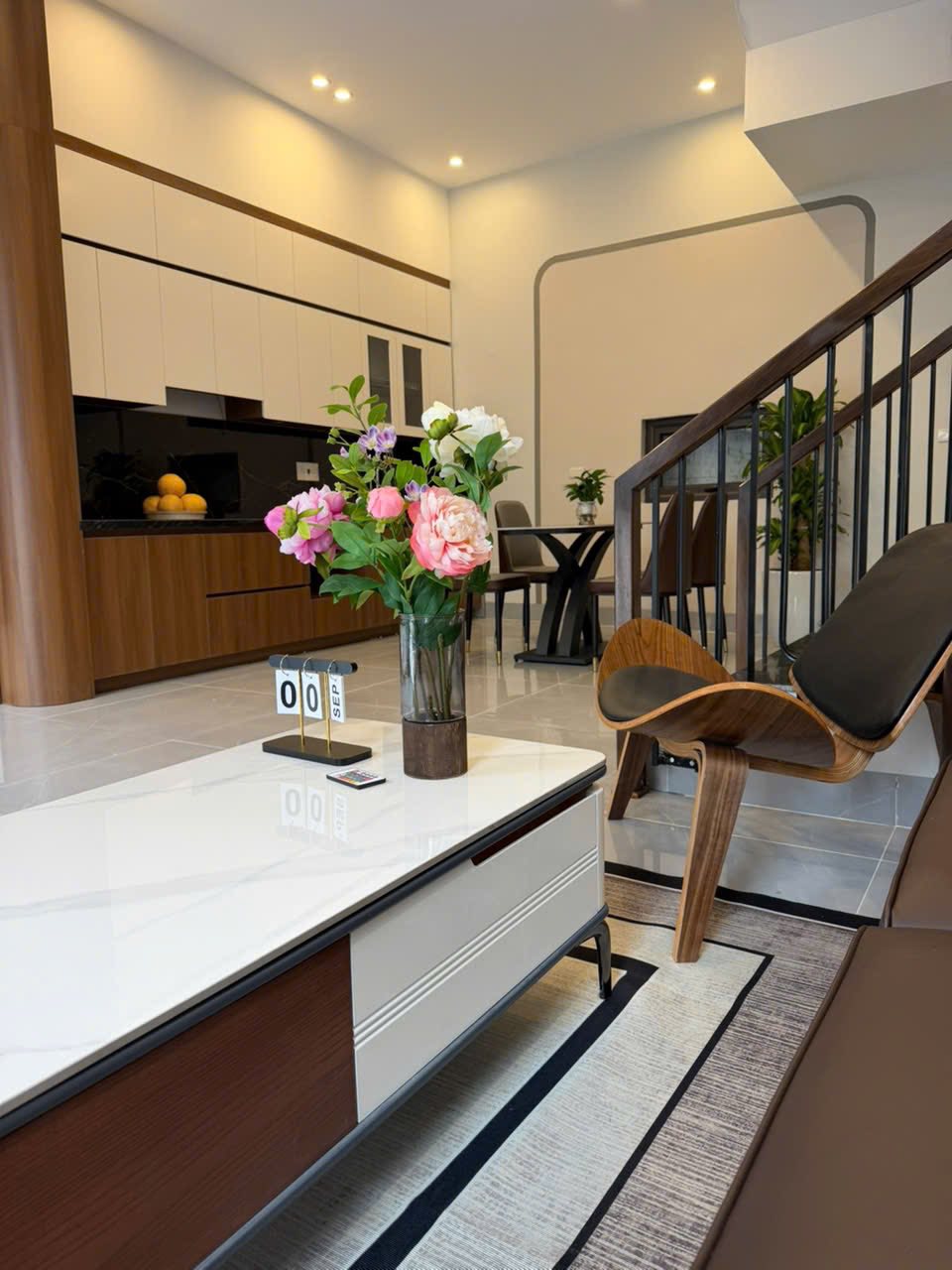 Bán căn nhà 3 tầng ngõ phố Bình Lộc, ph Tân Bình, TP HD, 42m2, 3 ngủ, nhà đẹp, ngõ oto vào 3