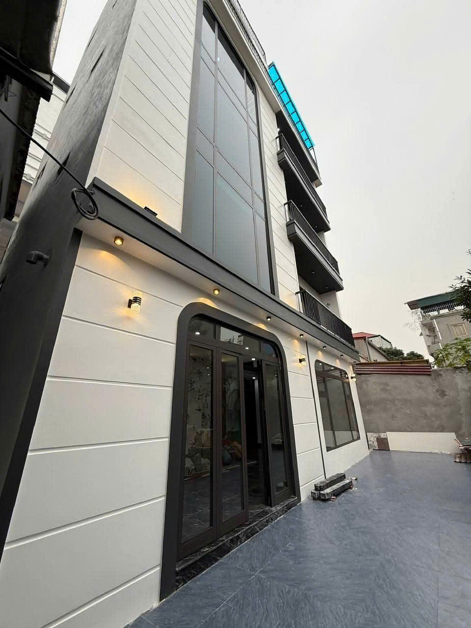 Bán nhà Thạch Bàn - Long Biên. Sát Cổ Linh - Gần Aeon. 50m x 5T. LH 0965858116 2