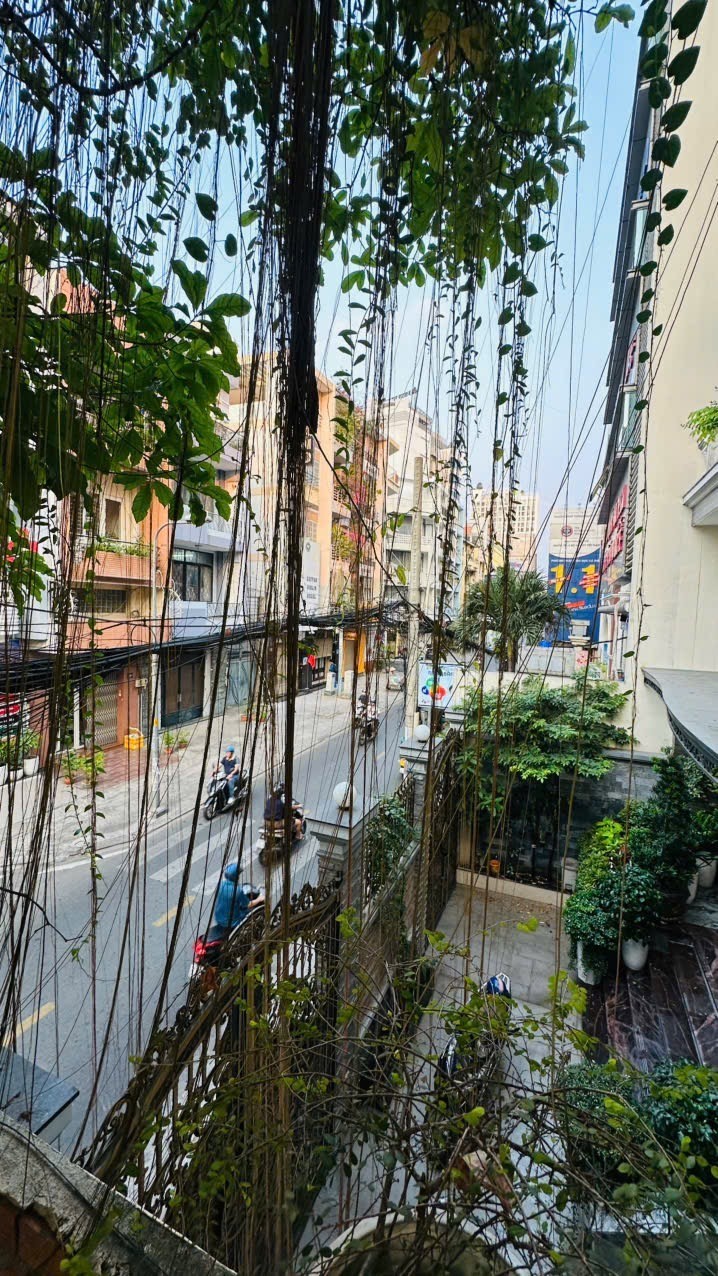 LÔ GÓC TRIỆU ĐÔ MT NGUYỄN TRỌNG TUYỂN - 151m2 9×17 - KINH DOANH ĐỈNH 7