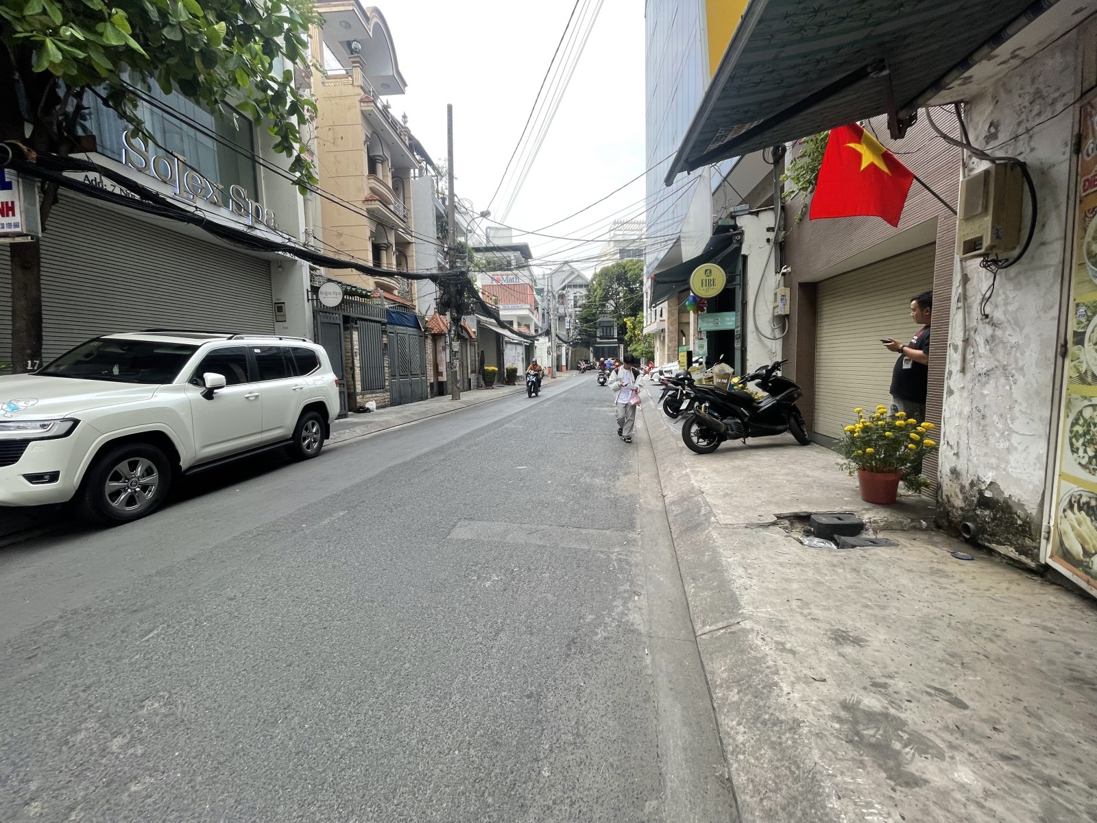 TÒA NHÀ VP 5 TẦNG - 101m2 NGANG 7.5m GẦN ETOWN - 29.5 TỶ 11