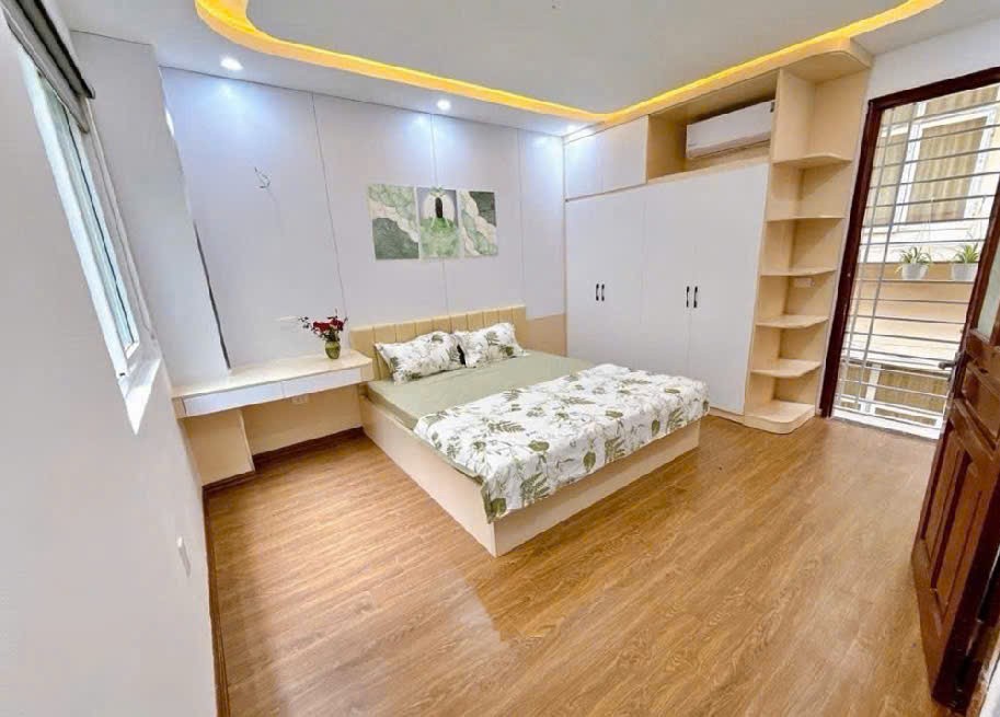 TÔN THẤT TÙNG – 38M² – 6 TẦNG – 2 MẶT THOÁNG – CHỈ 10.8 TỶBÁN NHÀ MẶT PHỐ TRUNG TÂM – VỪA Ở 2