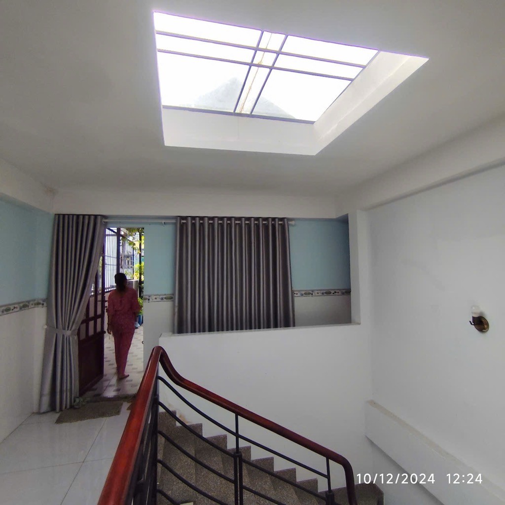 Nhà mặt tiền xe hơi 4 tầng gần chợ Phú Lợi 2 ngang 5m Hoàn công đủ- 0931172218 4