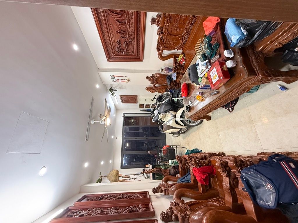 Cần bán Nhà mặt tiền đường Kim Đồng, Phường Giáp Bát, Diện tích 61m², Giá 14.95 Tỷ 2