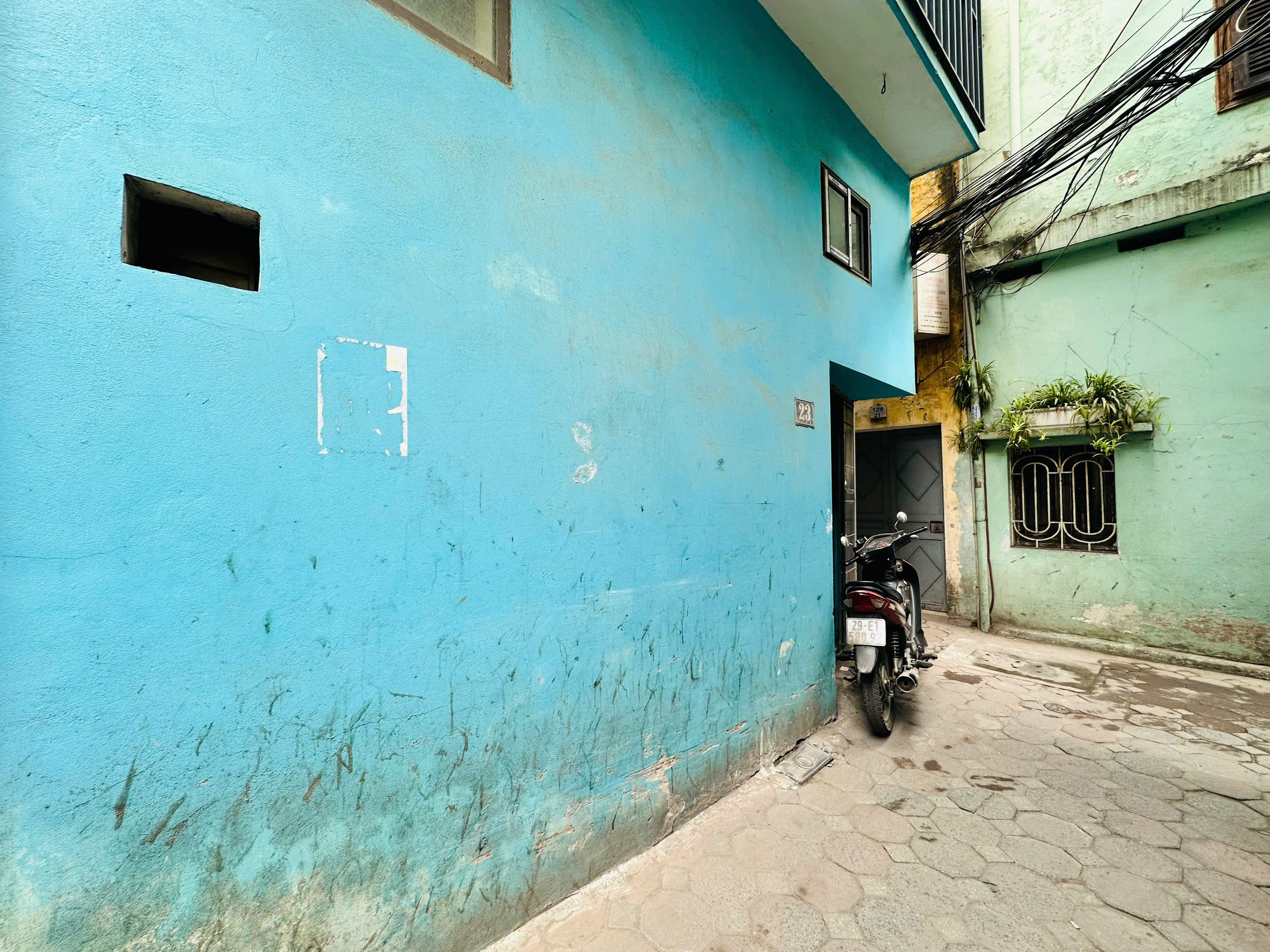 AN CƯ LÝ TƯỞNG! Lô góc Nguyễn Trãi, 3 thoáng, 23m², về xây mới. 3