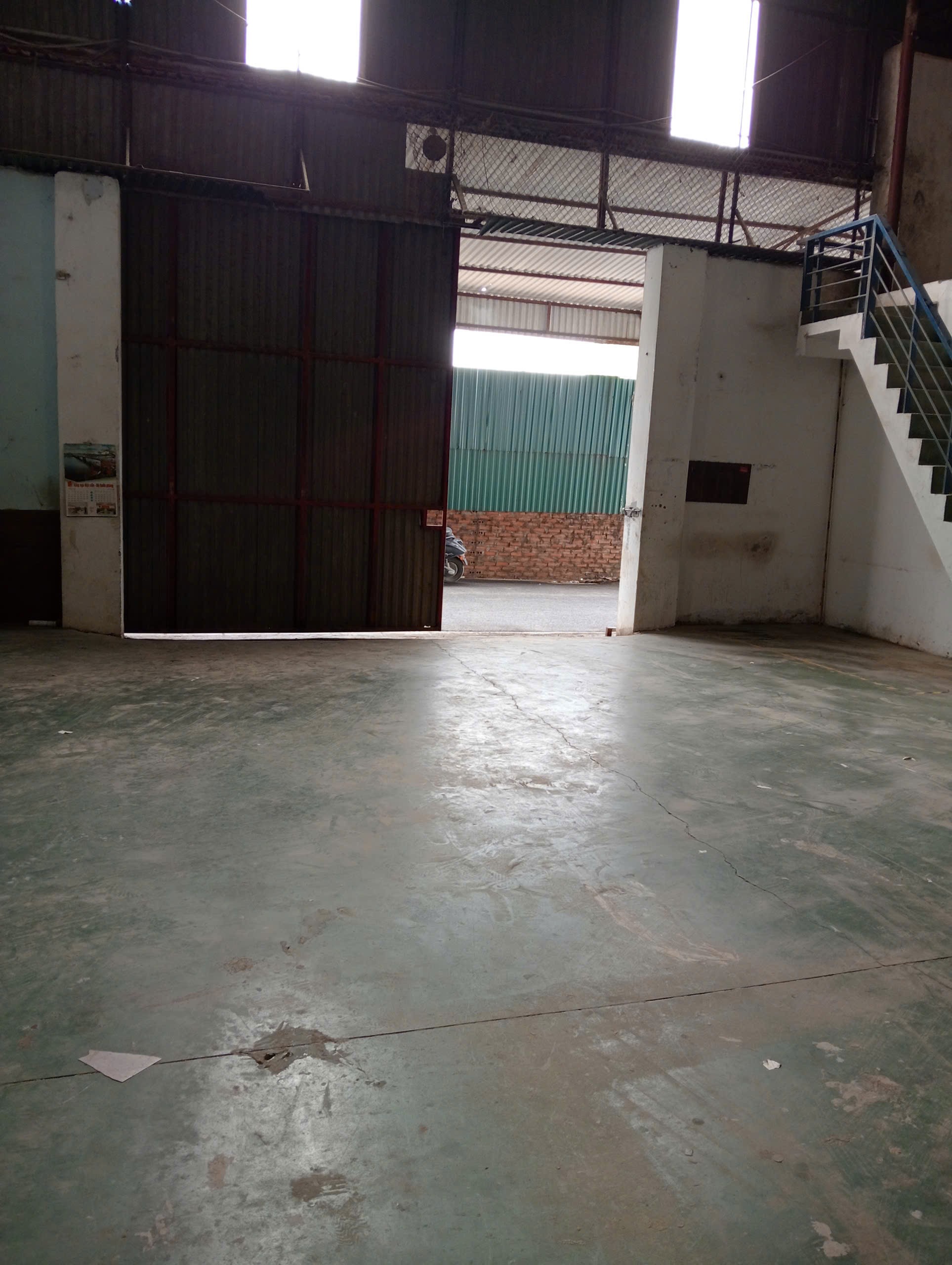 KHO, XƯỞNG CHO THUÊ Tại BẮC HỒNG. Xã PHÚC THỊNH. TP.HÀ NỘI 3