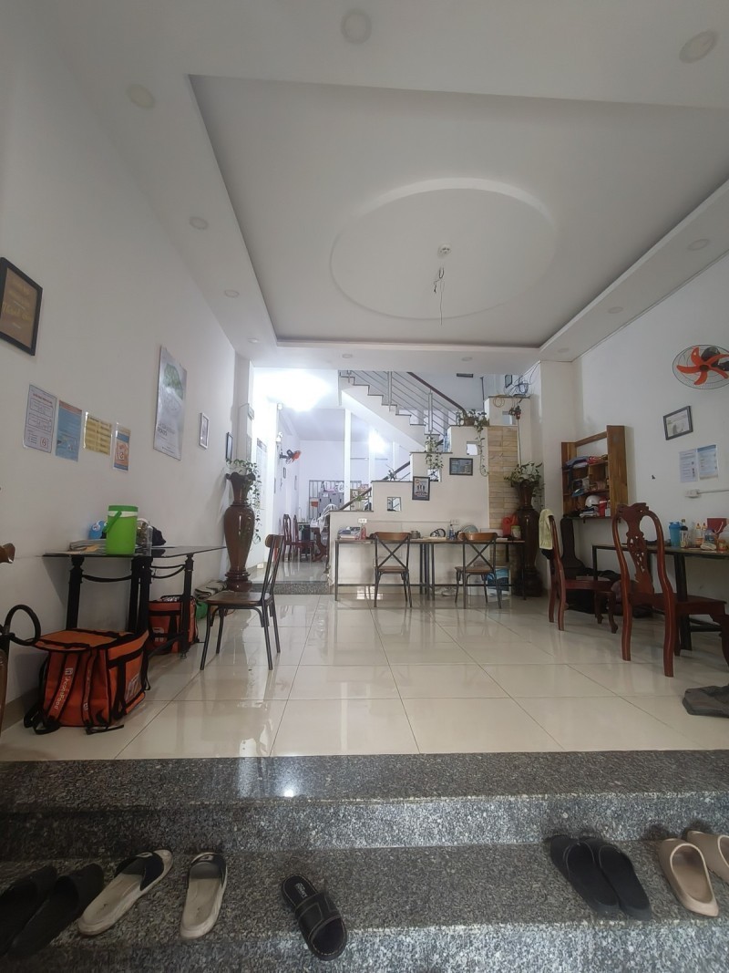 Bán nhà mặt phố đường số 8, Phường Tăng Nhơn Phú, TP HCM. DT 130m2, 3 tầng, 5PN, SH, 10.9 tỷ.