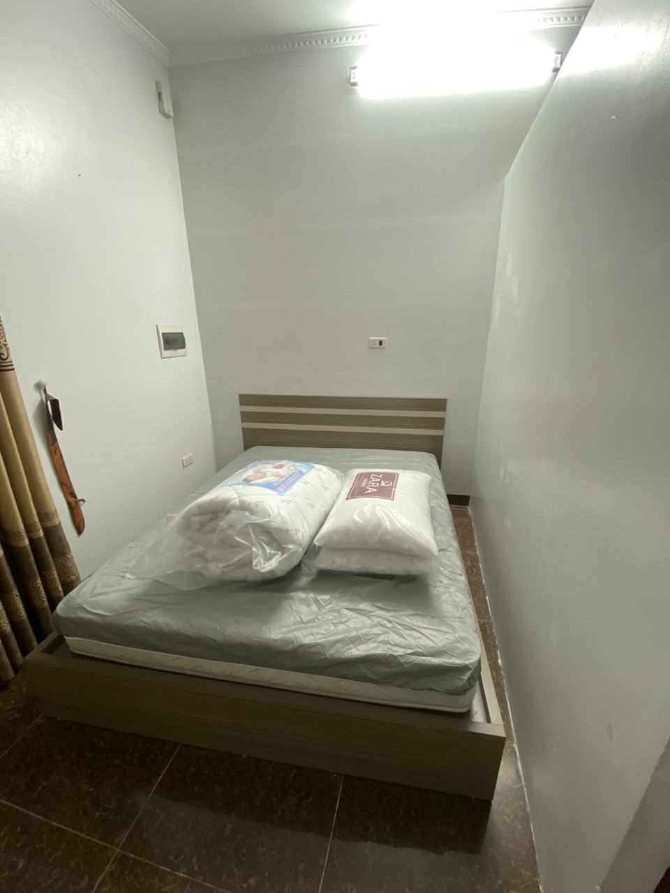 Cho thuê Căn hộ Apartment Tầng 1 tại Số 98 ngõ 116 Phan Kế Bính, Cống Vị, Ba Đình. Chỉ 5tr 4