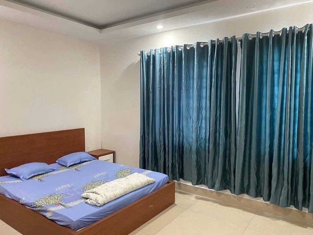 CHO THUÊ NHÀ ĐẸP KHU VEN SÔNG,GIGAMALL THỦ ĐỨC, 3LAU, 5PN, THANG MÁY 4