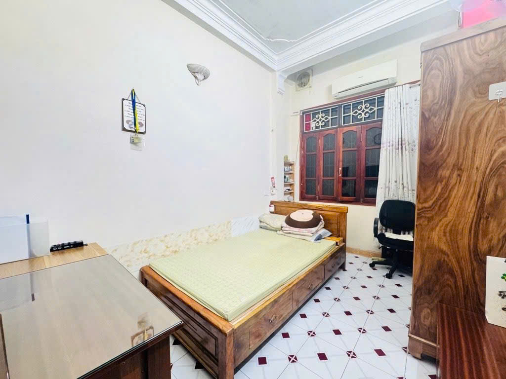 AN CƯ LÝ TƯỞNG! Nhà 4 tầng lõi Đống Đa, đủ công năng, xách vali về ở. 3