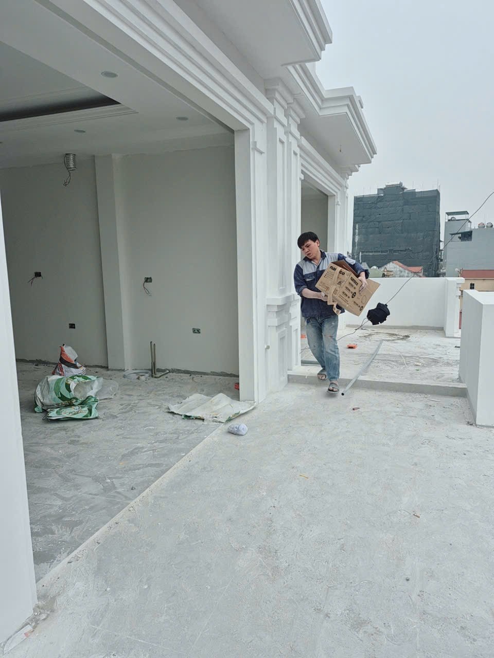 NHÀ ĐẸP TRUNG TÂM! Căn góc Đống Đa, 4 tầng, hơn 3.4 tỷ, ở sướng.