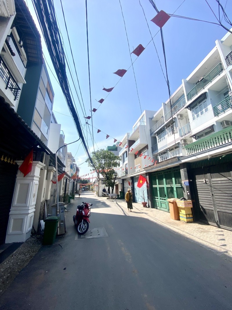 Bán nhà đường số 39, Bình Trưng Tây, Q2, TP HCM. DT 94m2, 4 tầng, 8PN. Giá 11.8 tỷ, SHR. 0933125879 5