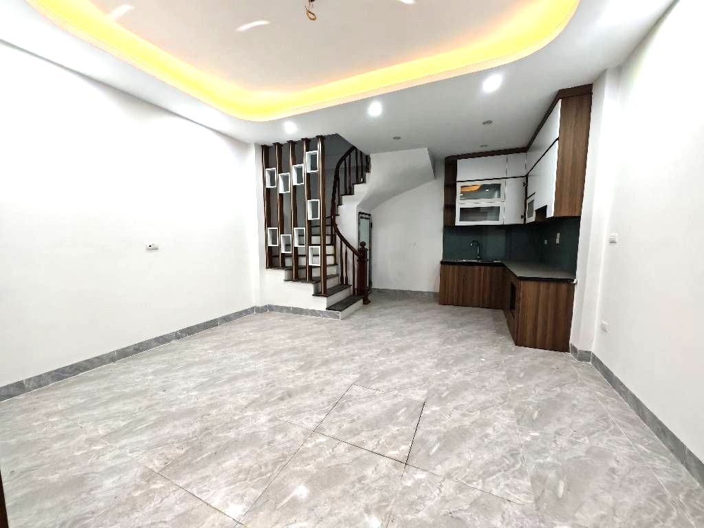 BÁN NHÀ LIÊN MẠC THƯỢNG CÁT – NHÀ 5 TẦNG XÂY MỚI – NGÕ NÔNG Ô TÔ – HƠN 5 TỶ