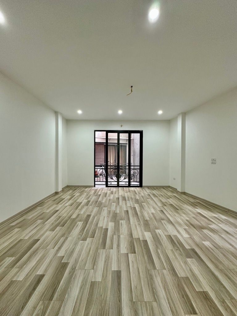 Cần bán Nhà mặt tiền đường Trần Khát Chân, Phường Phố Huế, Diện tích 45m², Giá 12.95 Tỷ 2