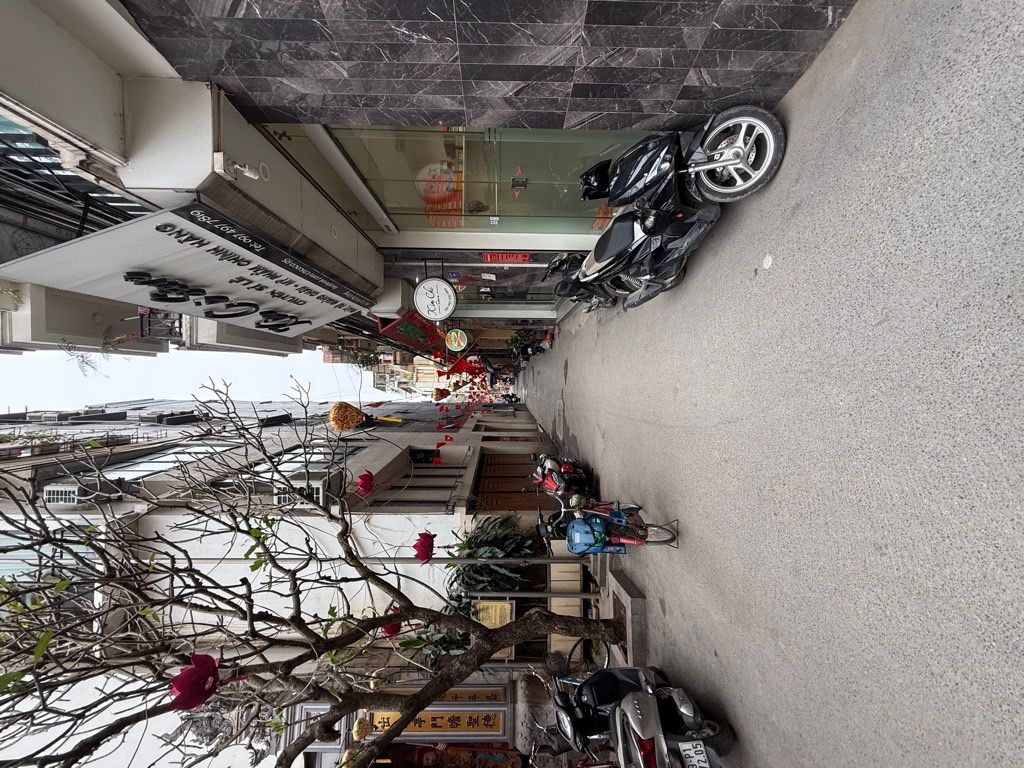 Bán nhà đẹp  Võ Chí Công 30,4m2- 5 tầng - 2 mặt thoáng- giá 8,9 tỷ 4