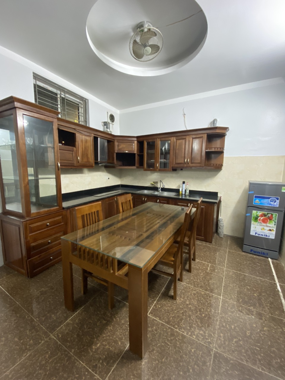 Cho thuê Căn hộ Apartment Tầng 1 tại Số 98 ngõ 116 Phan Kế Bính, Cống Vị, Ba Đình. Chỉ 5tr 5