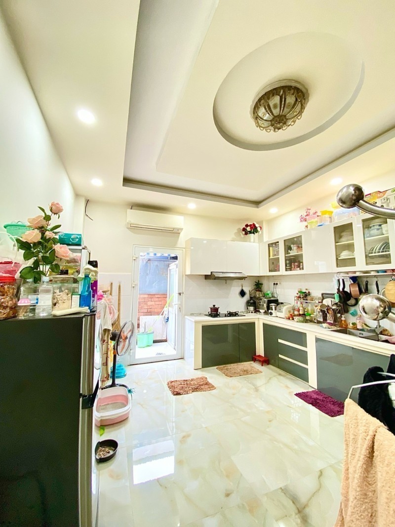 Bán nhà mặt phố đường  Đại Lộ 3, Phước Bình, Q9, Thủ Đức, TP HCM. DT  82m2, 3 tầng, giá 11.8  tỷ, 2