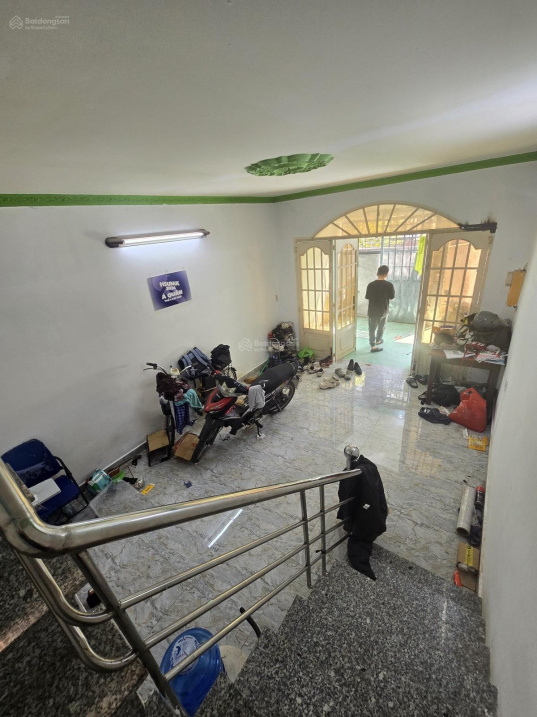 Bán nhà Phường Phước Long B đối diện Phước Bình 60m2 full thổ cư nhà 2 tầng có kết cấu nhỉnh 3 tỷ 3