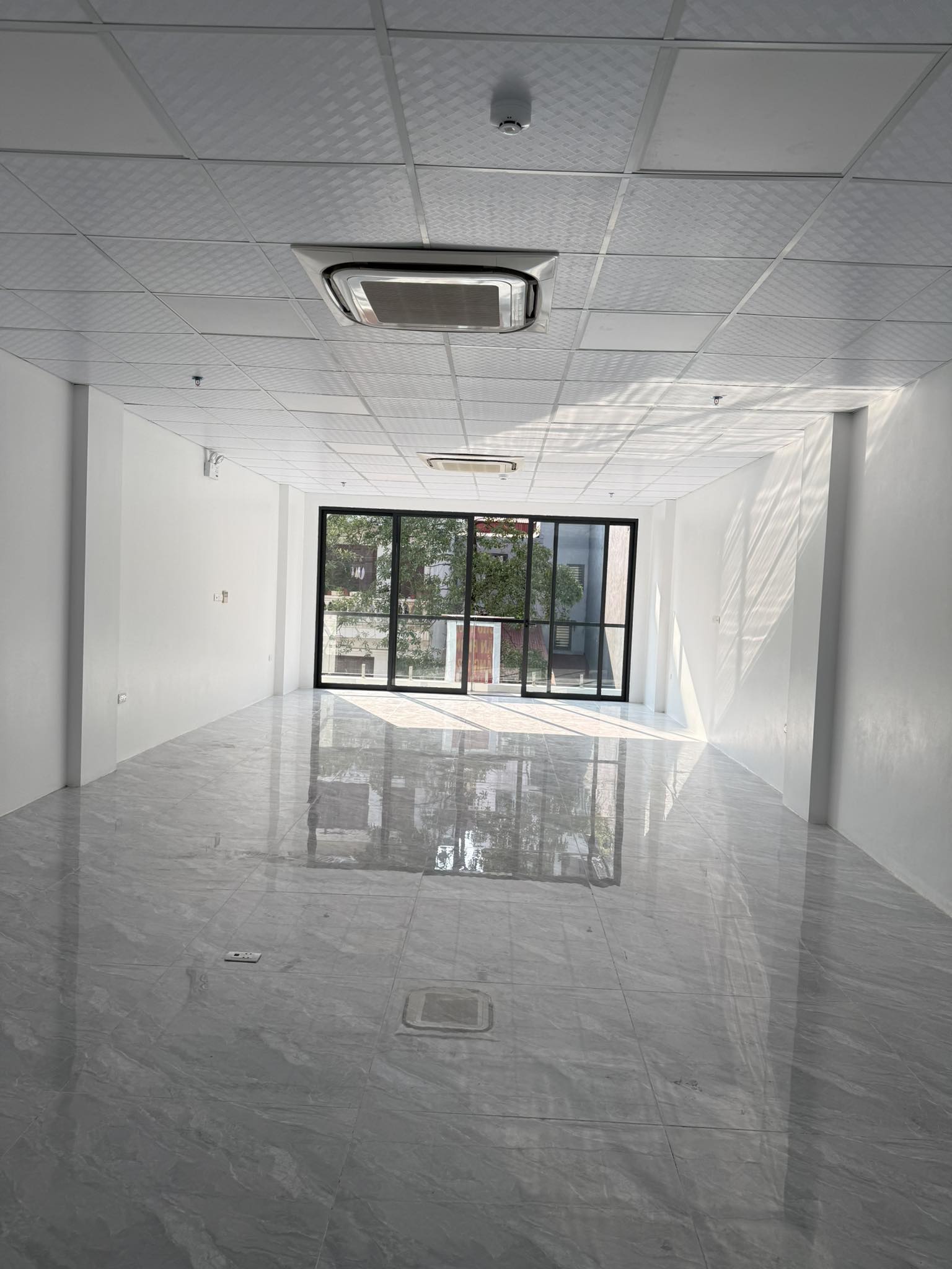 Tòa Văn Phòng Mặt Phố Đại La 140M2 9 Tầng 1 Hầm 78 Tỷ Đẹp Mới Đủ PCCC GPXD 2