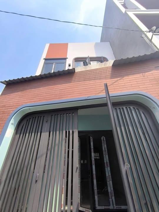 CHO THUÊ NHÀ NGUYÊN CĂN MỚI XÂY HẺM OTO NHỎ ĐƯỜNG SỐ 6 HBP ĐỐI DIỆN VẠN PHÚC CITY