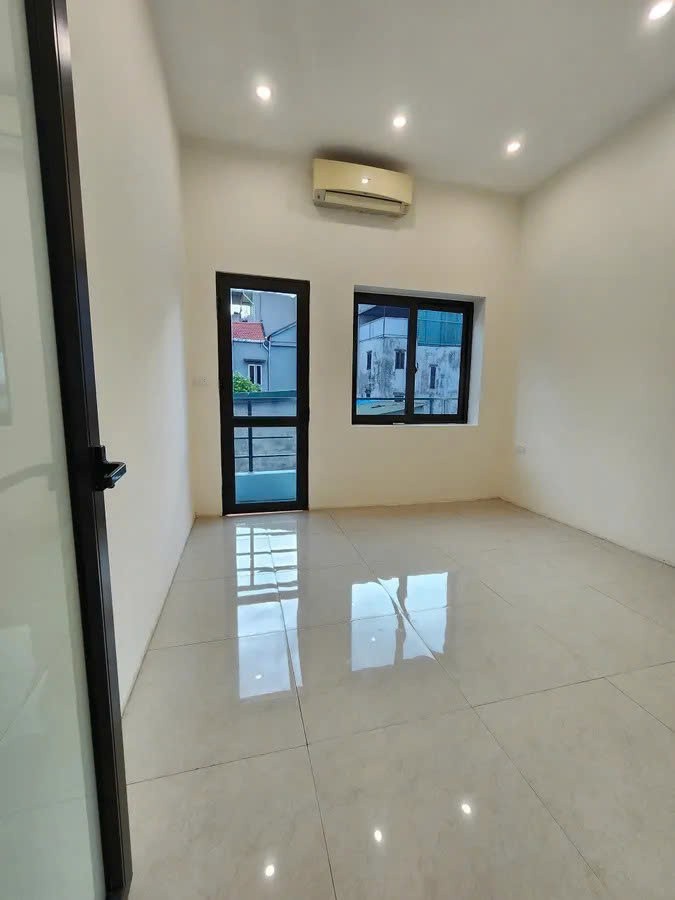 ĐÂU RA NHÀ Cán Bộ Ô Tô đỗ gần 30m² Khương Trung, 4PN, giá chỉ hơn 4.9 tỷ? 3