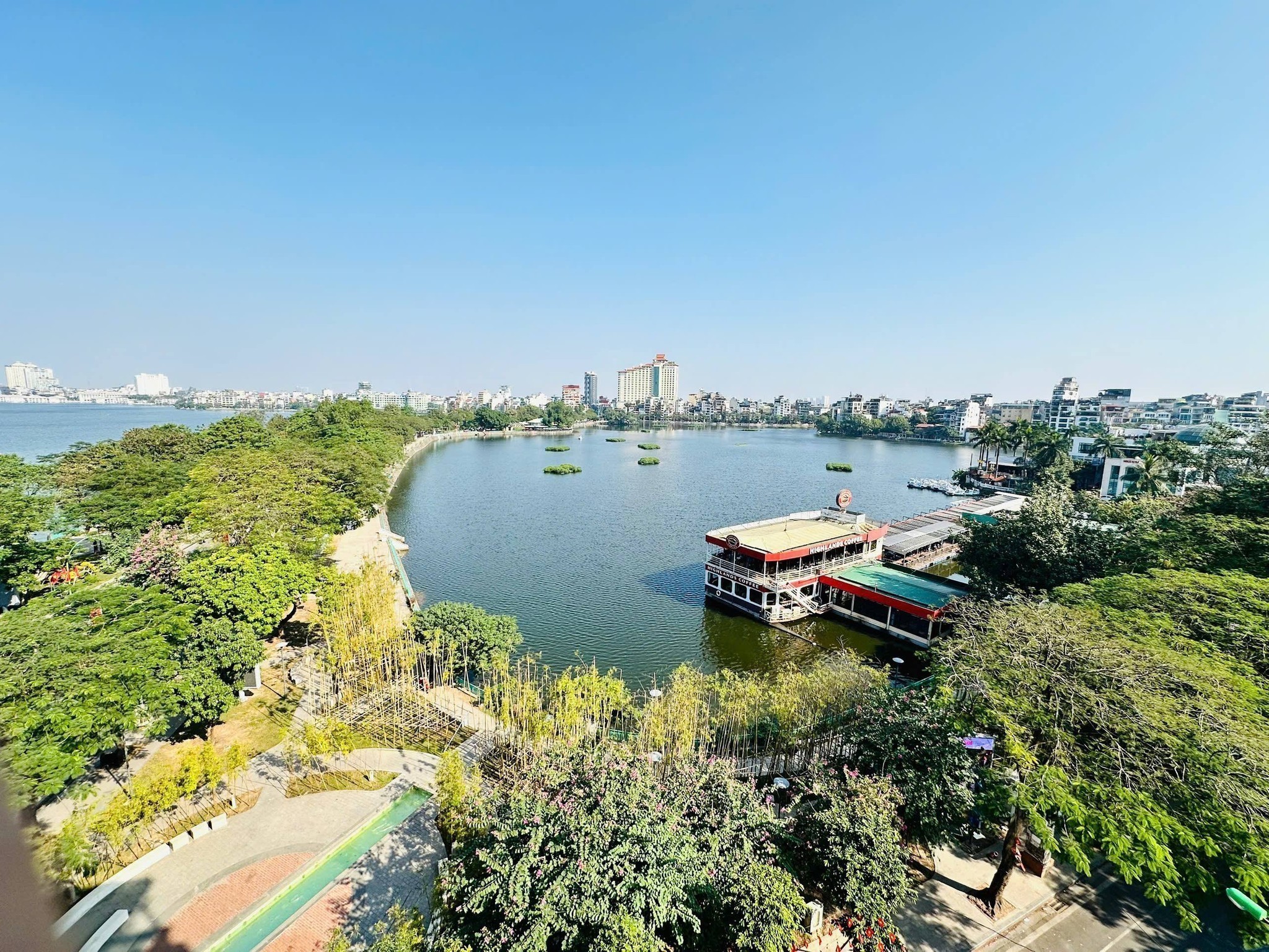 Mặt Phố Nguyễn Thái Học 50M2 MT 5M 28.8 Tỷ 1 Sổ 1 Chủ Cạnh Doji Tower 2