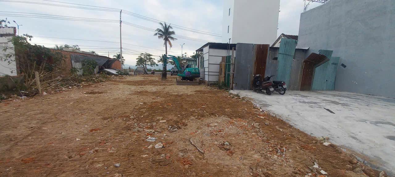 SIÊU PHẨM LÔ ĐẤT MẶT TIỀN PHẠM VĂN ĐỒNG, VĨNH HÒA, BẮC NHA TRANG, GIÁ CHỈ 49 TỶ 4