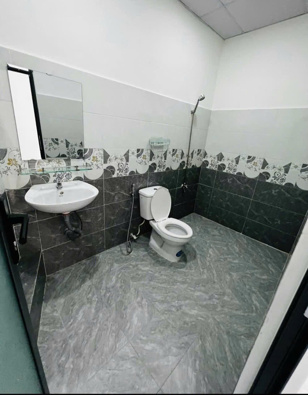 BÁN NHÀ GẦN BIỂN HÒN CHỒNG, PHƯỜNG VĨNH PHƯỚC, 97,9M2, GIÁ CHỈ 3,9 TỶ