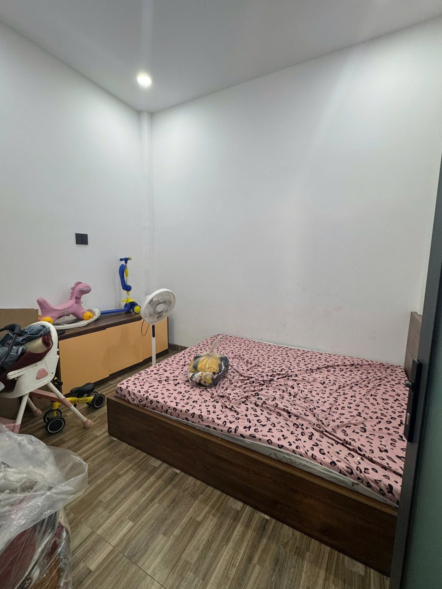 BÁN NHÀ 2 MẶT TIỀN PHÓ ĐỨC CHÍNH, VĨNH HOÀ, BẮC NHA TRANG, GIÁ 10 TỶ 5