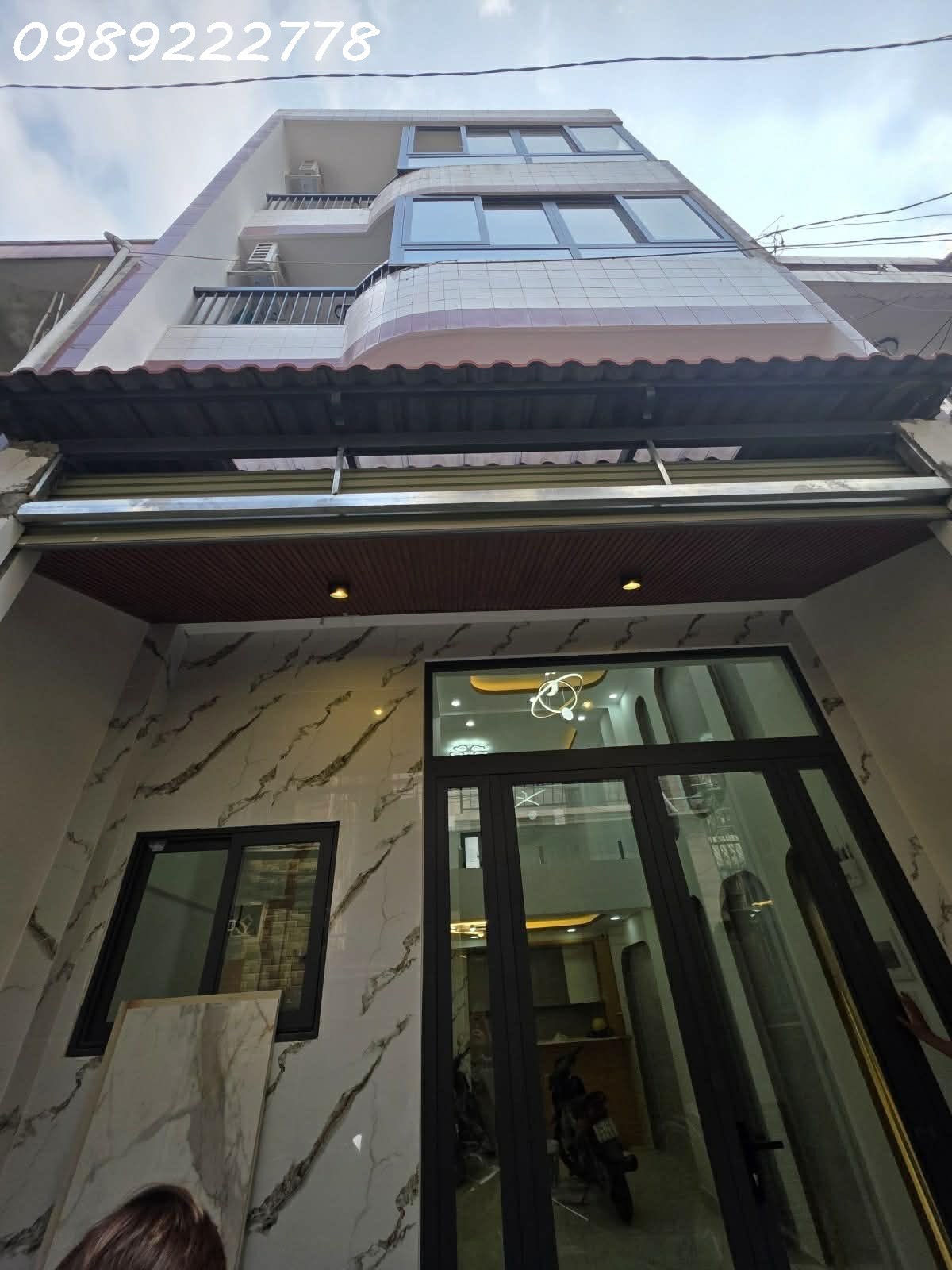 BÁN NHÀ   MỚI TINH LÊ VĂN SỸ ,QUQN65 3 -  4 TẦNG  -CHỦ TẶNG FULL NỘI THẤT - 5PN 6WC - KHU  ẨM THỰC