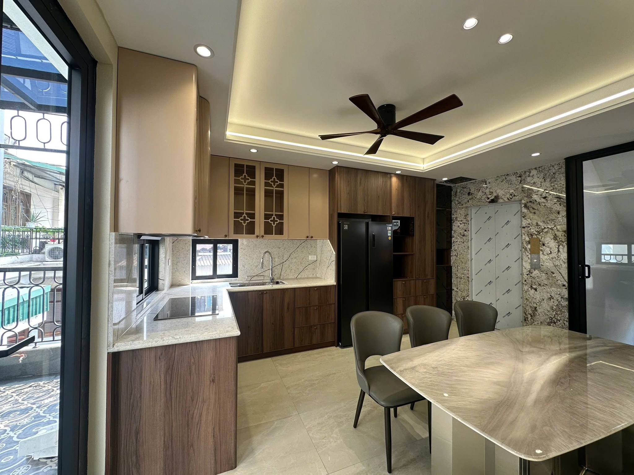 Nhà Đẹp Lò Đúc- Cục Thuế Mặt Tiền 8M 6 Tầng Thang Máy 3 Thoáng 18 Tỷ 5