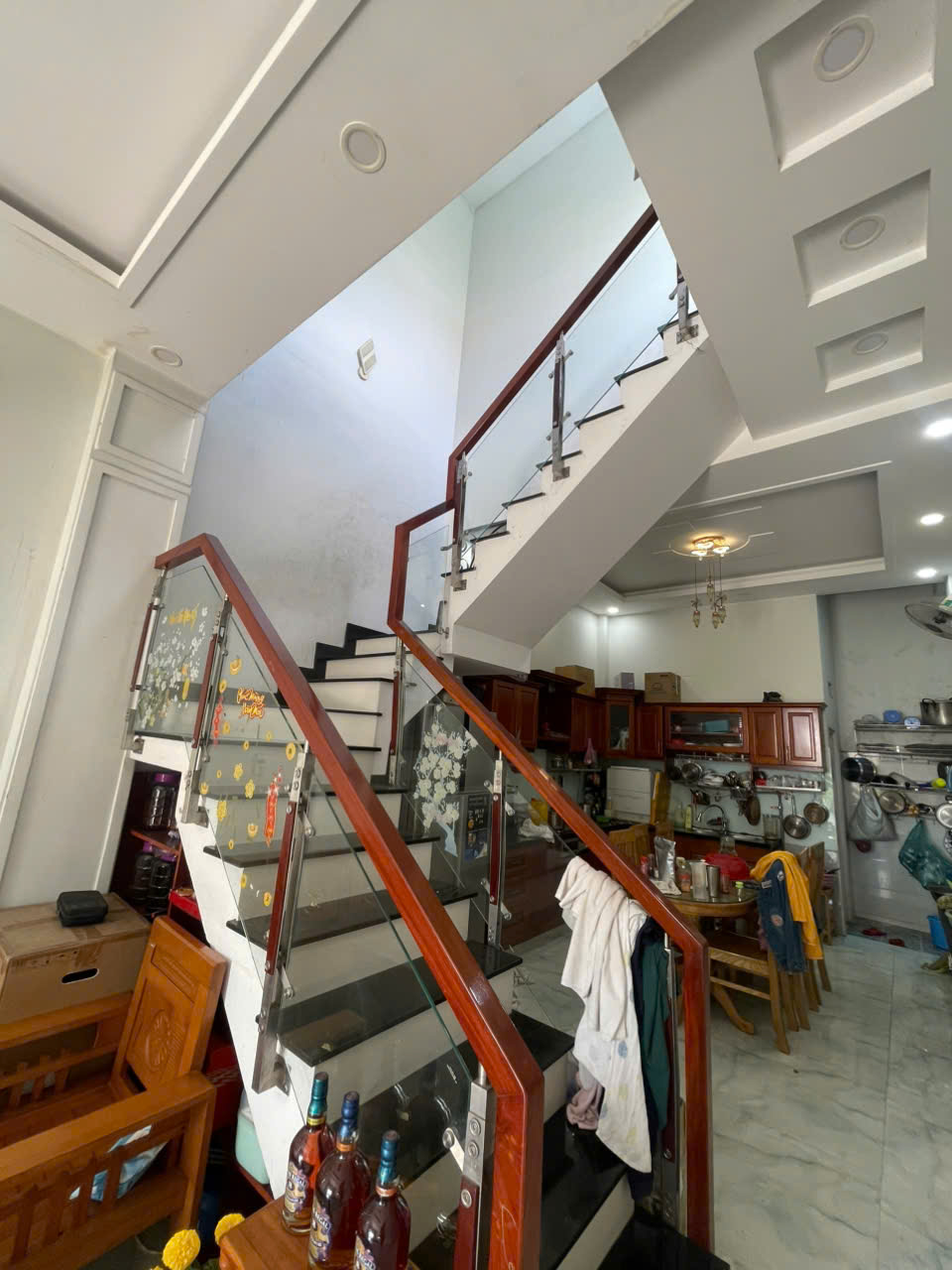 MUA Ở VIP – XE HƠI NGỦ TRONG NHÀ – HUỲNH THỊ HAI Q12 CHỈ 4.5 TỶ! 4