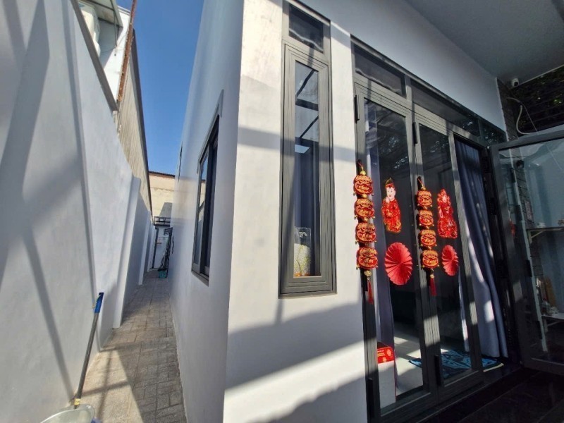 Bán nhà đường  Kha Vạn Cân, Linh Trung, Thủ Đức, TP HCM. DT 85 m2, 2 tầng. Giá 4.48 Tỷ, SHR: