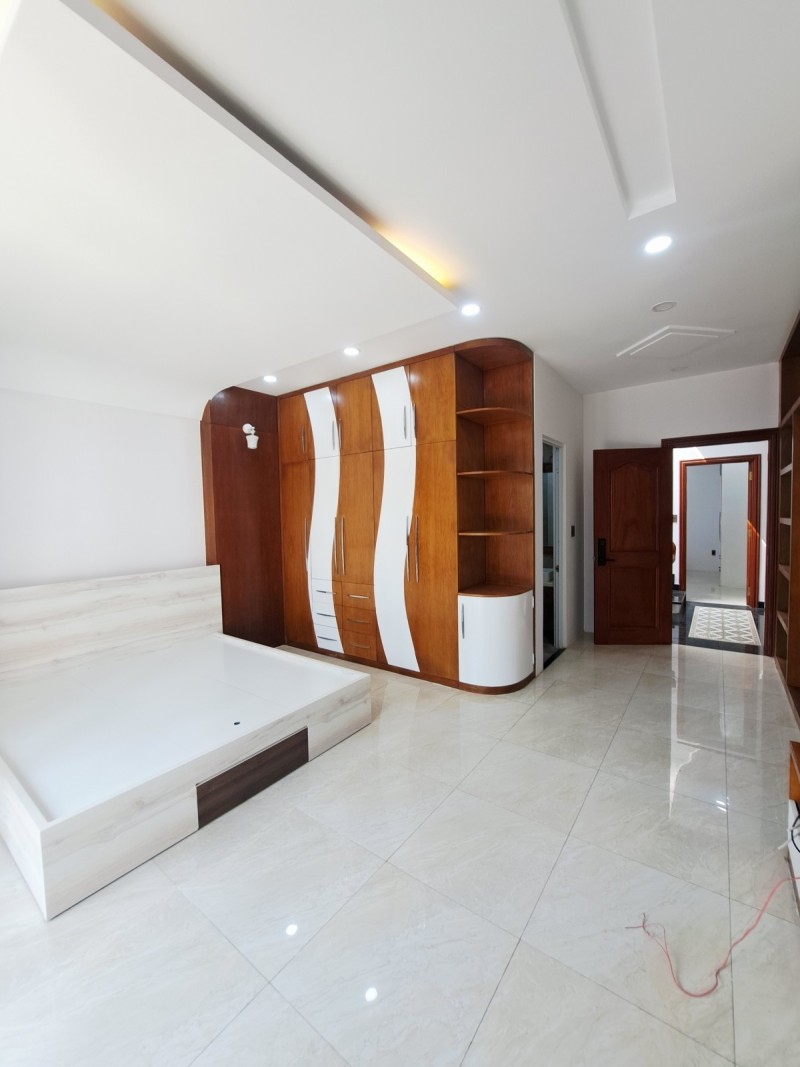 MẶT TIỀN ĐƯỜNG 10M LÊ VĂN QUỚI 112M2(5.2x22) 3 TẦNG BTCT CHỈ 13.8 TỶ 6