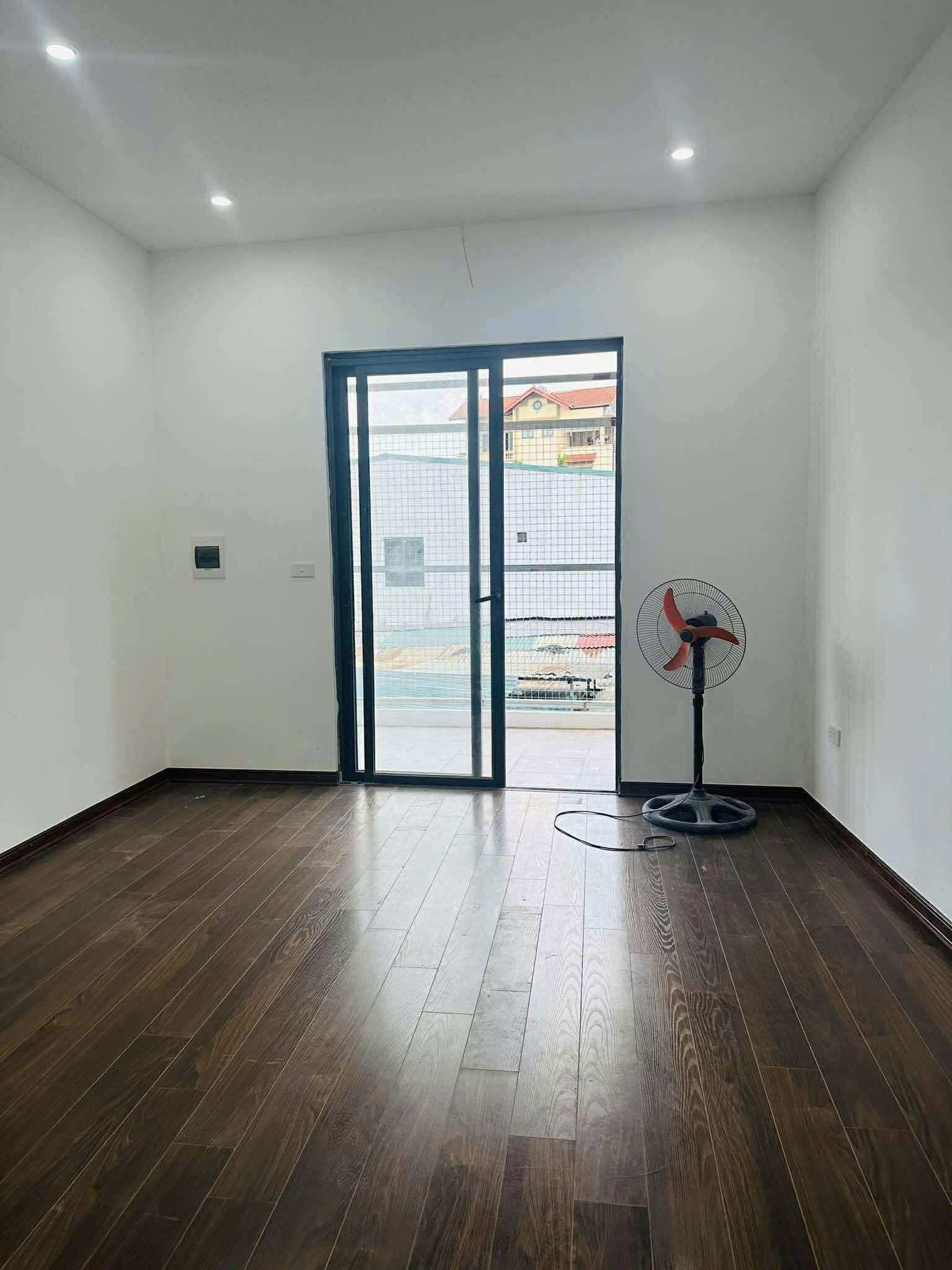 LÔ GÓC 1.9 TỶ CÓ THẬT? Chính đây: Lô góc 4 tầng, 2 thoáng vĩnh viễn, sổ sẵn. 2