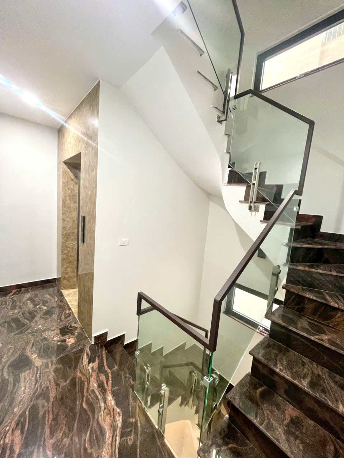 Cần bán Nhà mặt tiền Phường Ngọc Thụy, Long Biên, Diện tích 50m², Giá 14.9 Tỷ 8