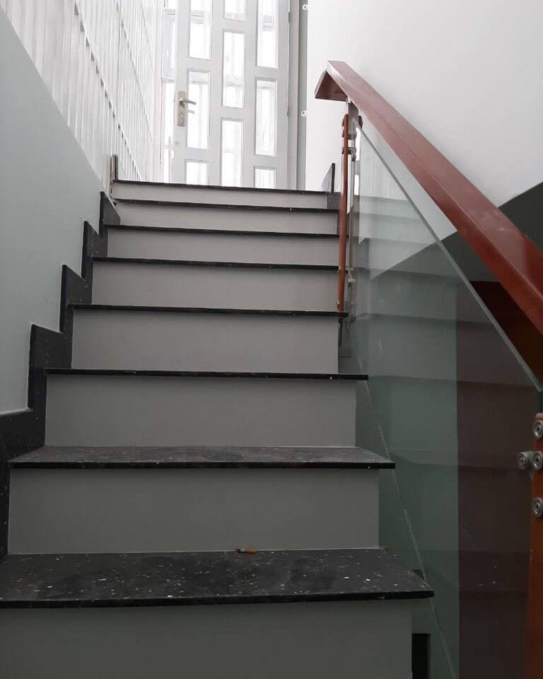 Bán nhà Q7: 81m2, ngang 6m, 4 tầng, 10pn, sổ hồng, nguyễn văn quỳ, giá 10.5 tỷ, liên hệ 0907951568. 5