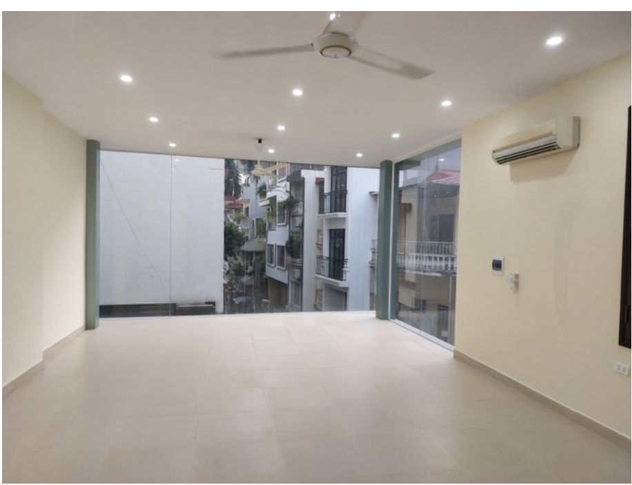 Bán nhà đẹp Phùng Chí Kiên- Lô Góc- Ô Tô vào nhà 56,9m2 giá 20 tỷ 2