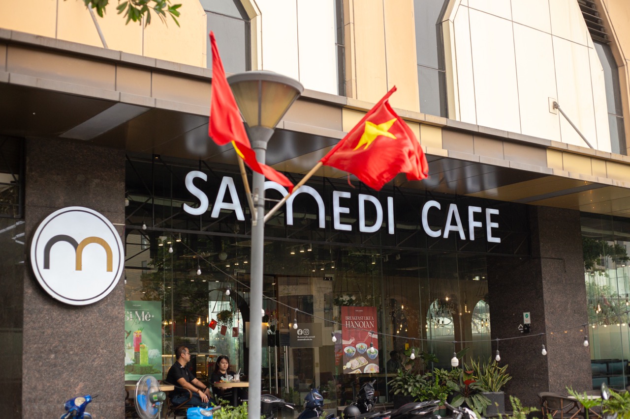 Tòa chung cư cao cấp 6th Element cho thuê MB thương mại khối đế kinh doanh Cafe 2