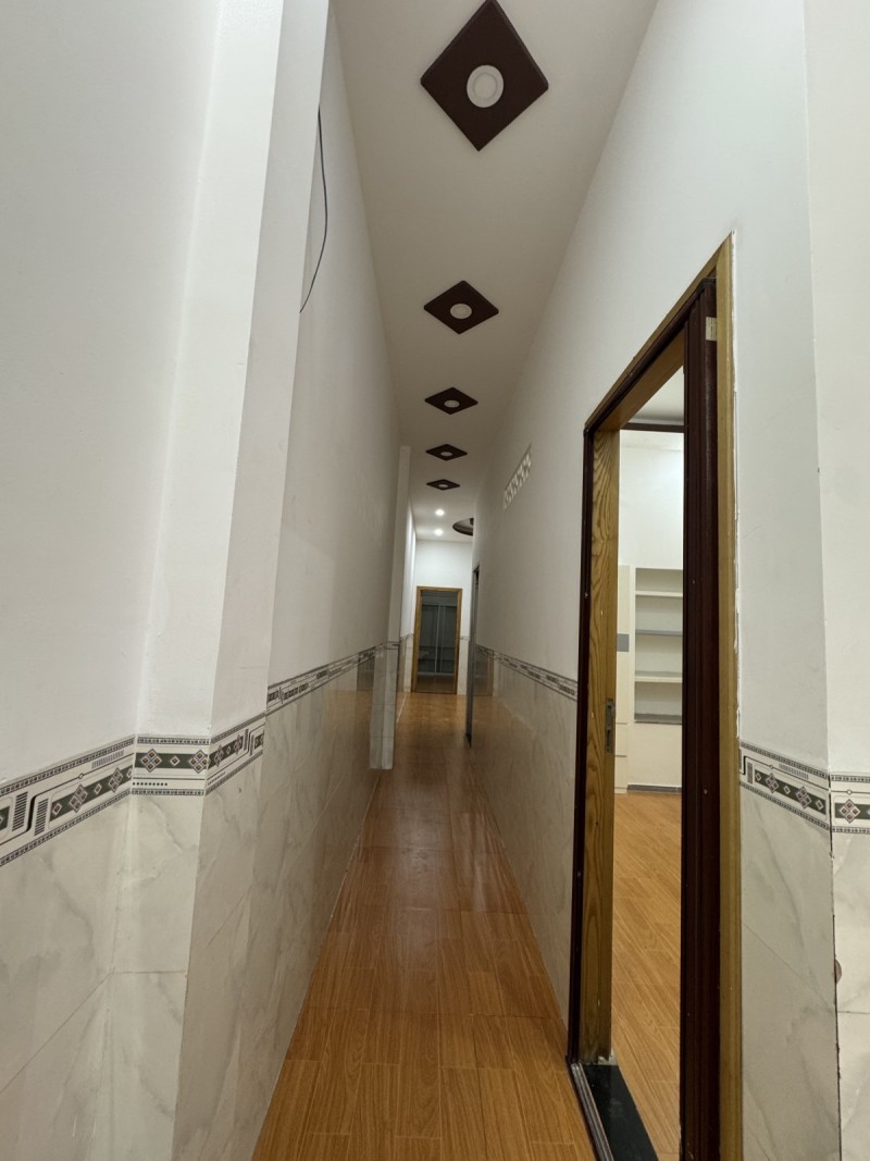 Bán nhà hẻm đường số 9, Phường Trường Thọ, Thủ Đức, TP HCM. DT 80m2, cấp 4,  giá 5,05  tỷ. 3