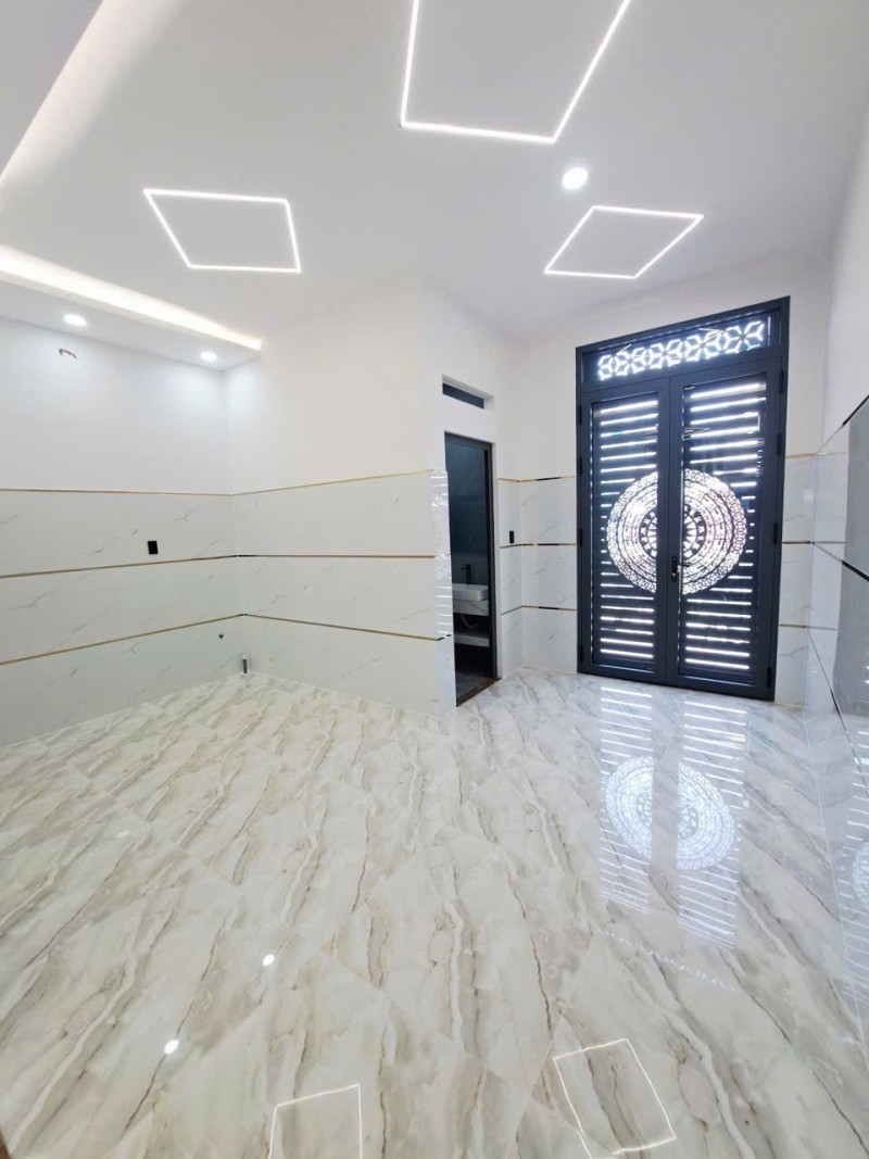 MẶT TIỀN ĐƯỜNG 10M LÊ VĂN QUỚI 112M2(5.2x22) 3 TẦNG BTCT CHỈ 13.8 TỶ 8