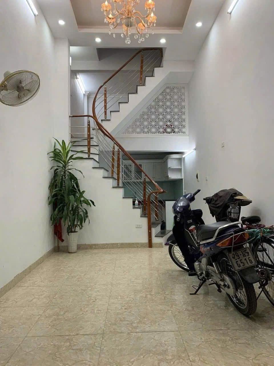 Cho thuê nhà ngõ 47 đường Khương Trung Thanh Xuân 40m x 4T giá 12.5tr FULL ĐỒ